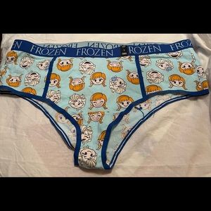 Torrid Frozen Undies, 3x, never worn, NWT